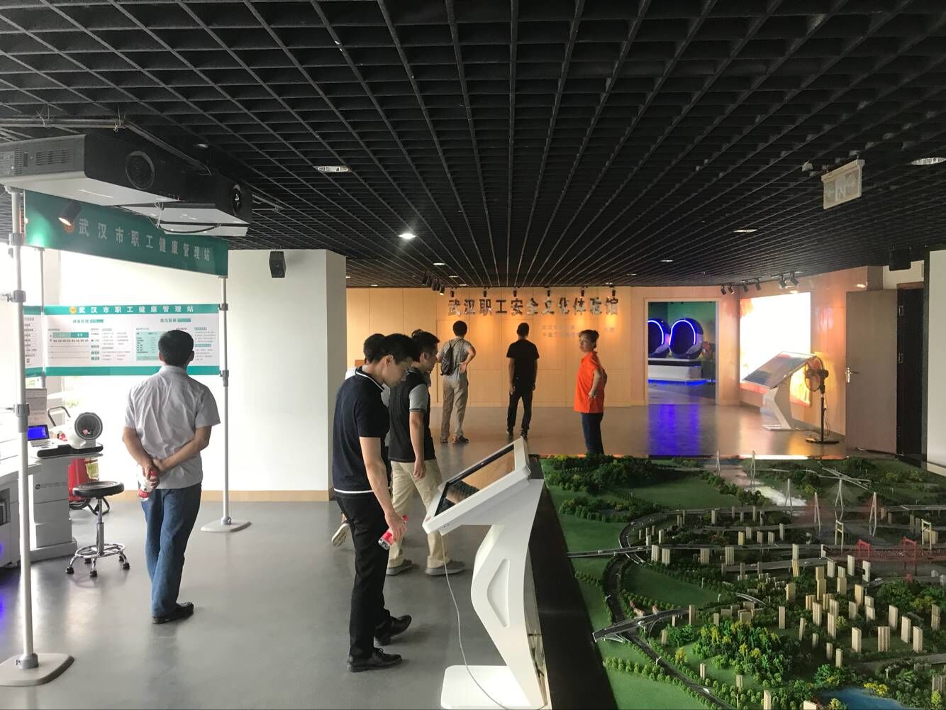 金莎国际网站官网 - welcome